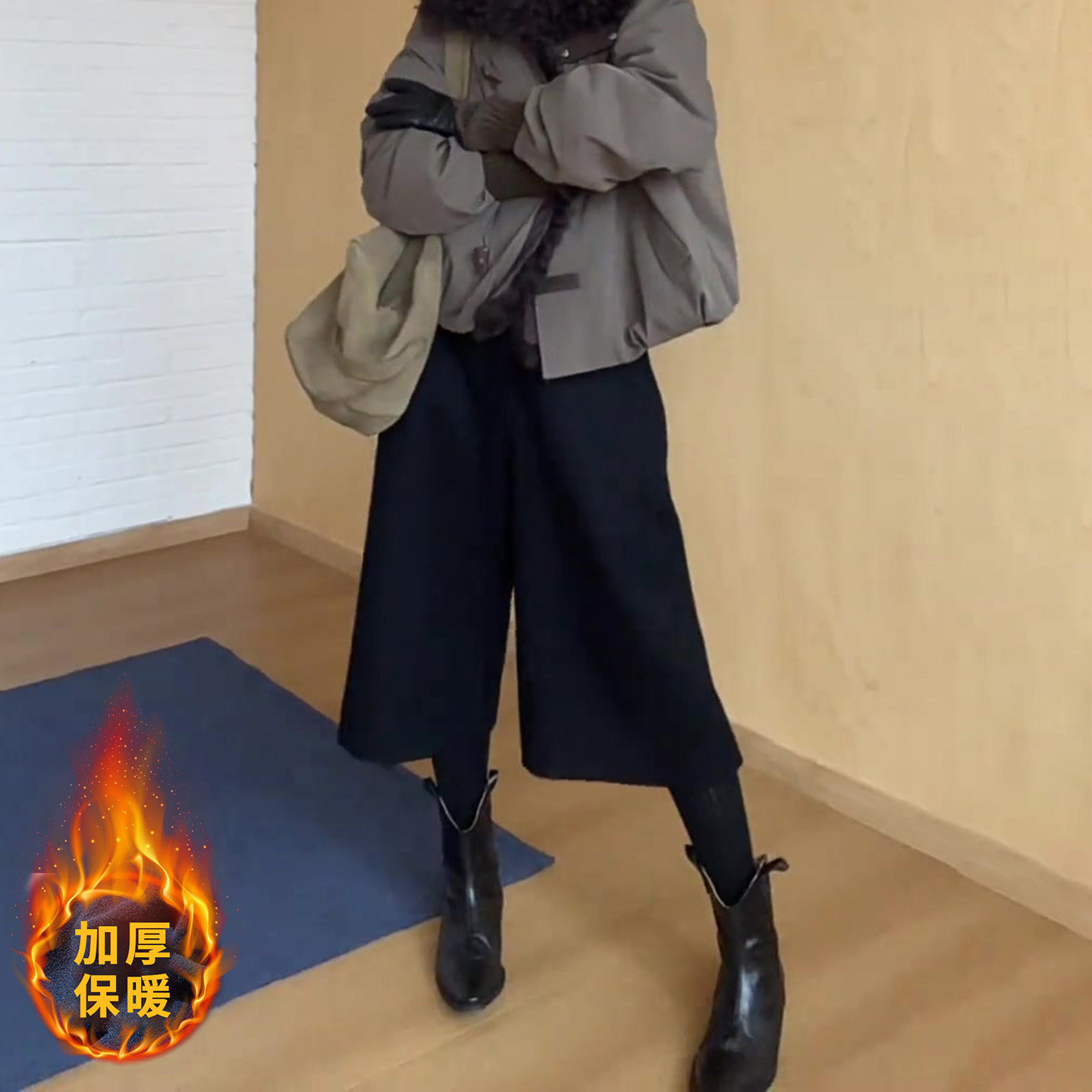 黑色极简毛呢七分裤女2025秋冬流行新款高腰洋气百搭加厚直筒裤子,淘宝优惠券,粉丝福利购,淘宝优惠卷