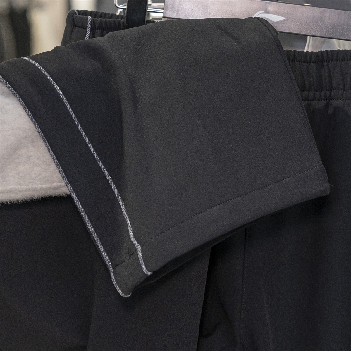 李宁运动长裤男2026春季新款休闲训练加绒保暖直筒裤长裤AYKW085,淘宝优惠券,粉丝福利购,淘宝优惠卷