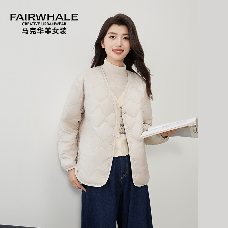 马克华菲菱形格纹轻薄羽绒服女短款V领2025冬季新款内搭叠穿保暖