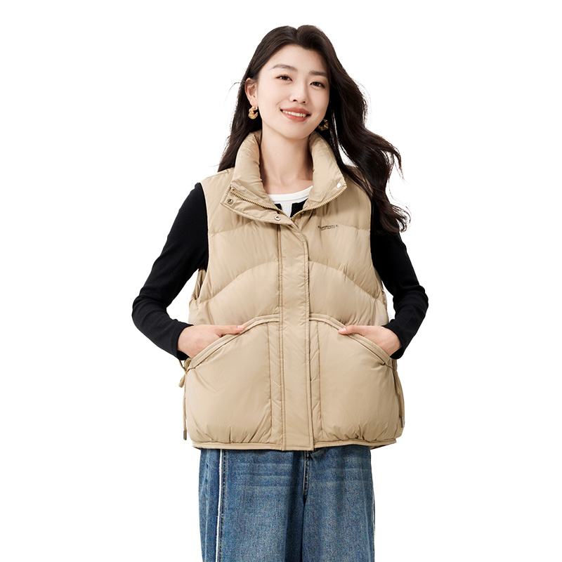 马克华菲无袖羽绒马甲女2025冬季新款纯色百搭简约马夹上衣立领短