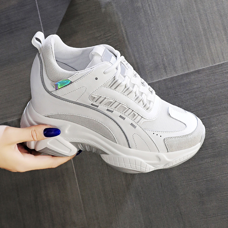 2025春秋新款休闲运动鞋女圆头系带内增高松糕底韩版真皮百搭板鞋 - 图1