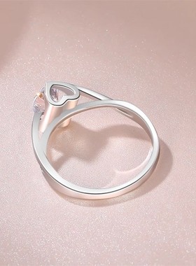 纯银情侣对戒女款扭臂爱心戒指女仿真一克拉莫桑石钻戒女小众设计