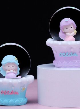 水晶球发光女孩卡通小手办蛋糕