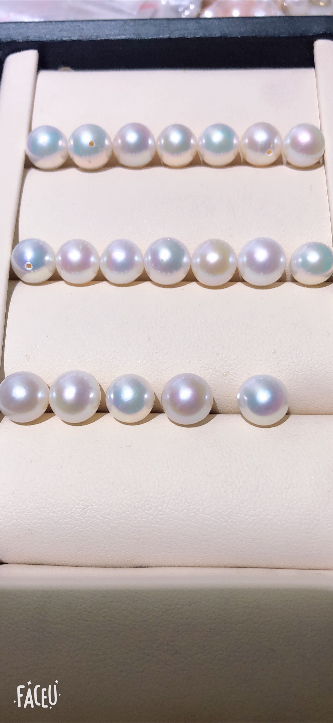 水之泪天然珍珠淡水ak近圆珠少瑕8-9mm白透粉光超亮半孔裸珠颗粒 - 图0