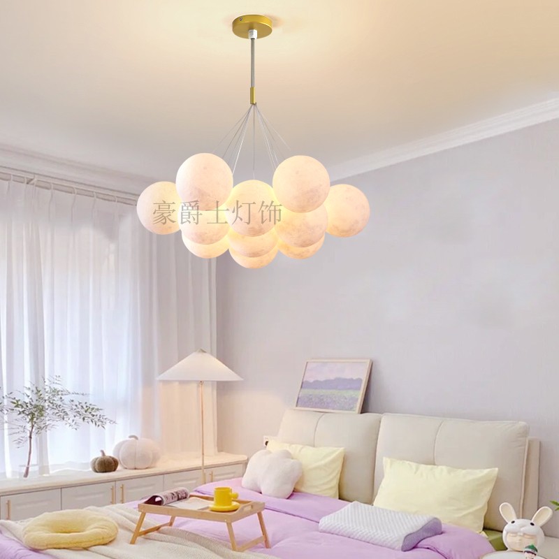 北欧客厅卧室灯具现代简约创意月球泡泡吊灯餐厅儿童房星球吊灯饰-图1