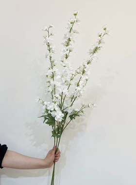 花饰界新款3叉飞燕草 3头仿真小飞燕 绢布仙气花材春天小清新紫罗