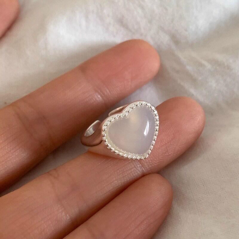 Sweet Love White Chalcedony Ring Women's Autumn and Winter New Style Light Luxury Versatile Temperament High-end Adjustable Index Finger Ring