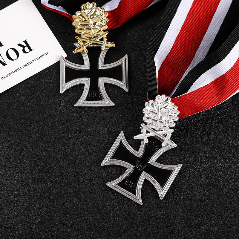 骑士勋章胸针十字徽章影视道具衣服配饰橡树叶十字勋章纪念品礼物,淘宝优惠券,粉丝福利购,淘宝优惠卷