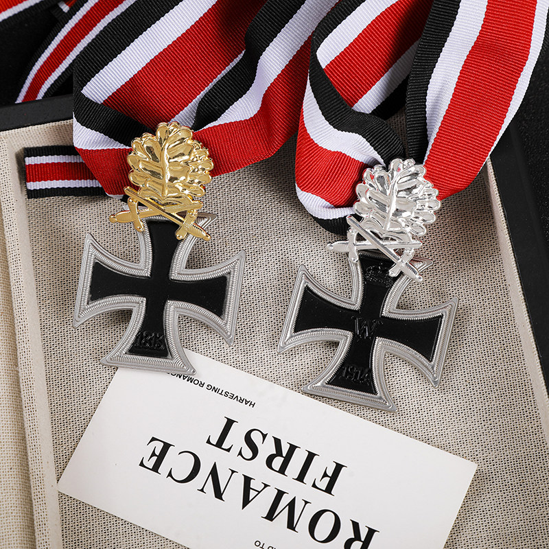 骑士勋章胸针十字徽章影视道具衣服配饰橡树叶十字勋章纪念品礼物,淘宝优惠券,粉丝福利购,淘宝优惠卷