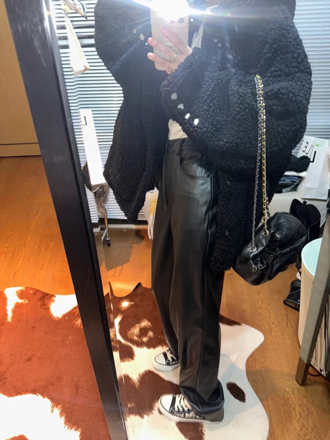 145xs小个子加绒黑色PU皮裤女秋冬新款高腰显瘦显高休闲拖地长裤,淘宝优惠券,粉丝福利购,淘宝优惠卷