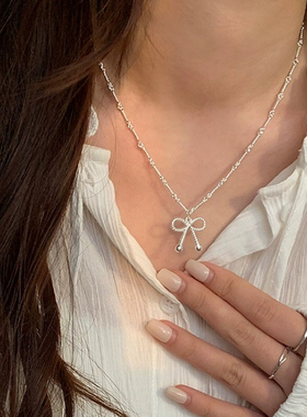 少女CEO银色蝴蝶结项链锁骨奢小众高级设计简约ins礼物掉色