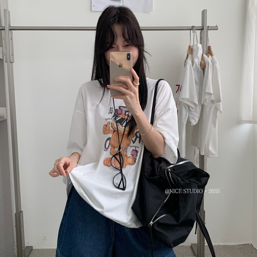 奶思家NICE STUDIO-上新韩版休闲加菲猫印花宽松大版短袖T恤L8871 - 图1