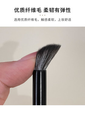 梦美琪沧州斜头鼻影刷阴影修容刷