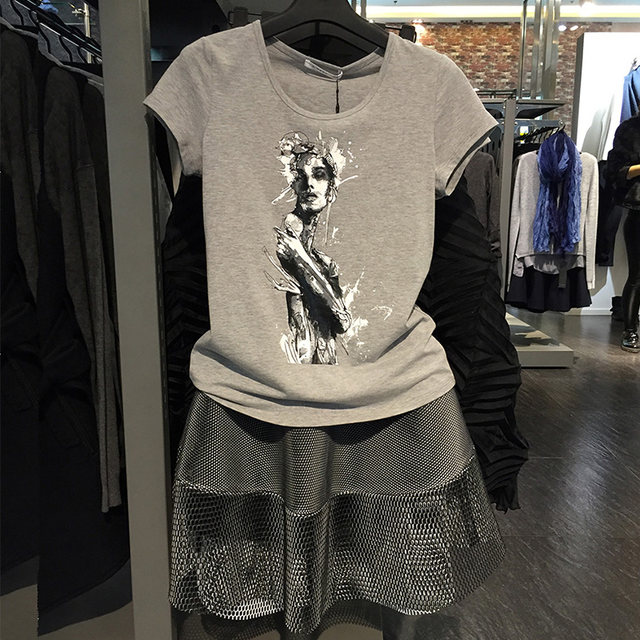 Yipin San Dior 2020 summer new pure cotton printed short-sleeved T-shirt simple versatile classic lady T-shirt for women