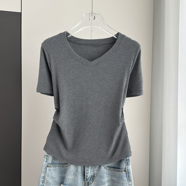 V Neck ບ່າຂວາແຂນສັ້ນ ເສື້ອທີເຊີດແມ່ຍິງ 2025 Summer