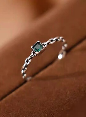 复古绿色方块可调节时尚戒指