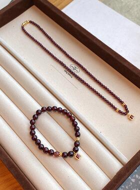 高级感方糖石榴石水晶串珠项链女