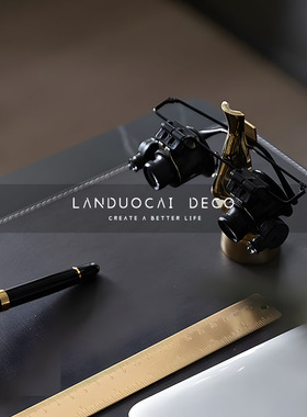 卧室轻奢玄关金色样板间书