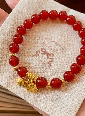 两世欢红色玛瑙莲蓬沙金手链新中式时尚本命年手串送妈妈闺蜜手链
