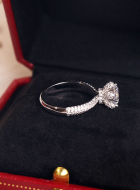 女微镶锆石仿真女戒戒指