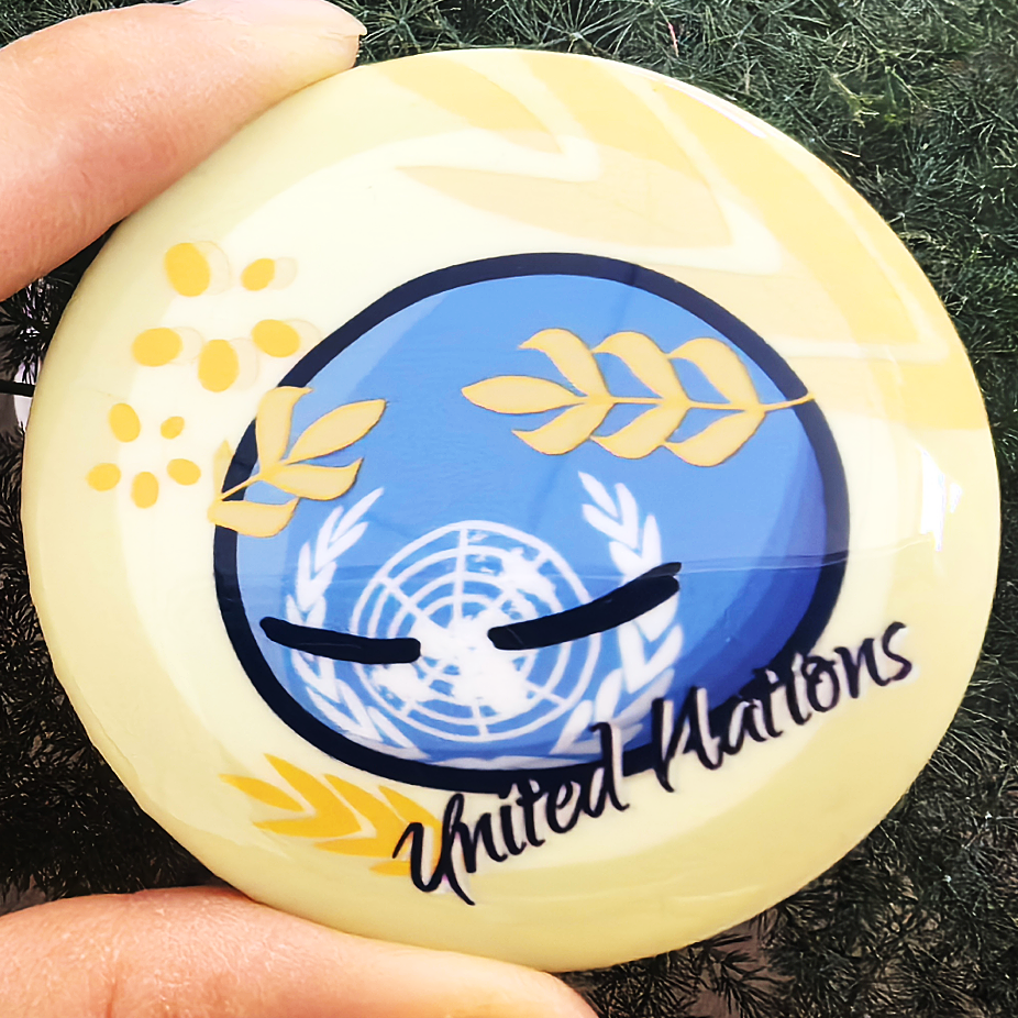 波兰球可爱58mm反光工艺联五款卡通徽章圆形胸章吧唧,淘宝优惠券,粉丝福利购,淘宝优惠卷