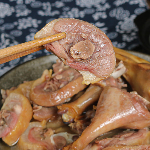2斤腊鸭子整只风干咸鸭特色腊味干货腊肉安徽六安土特产咸板鸭 - 图2