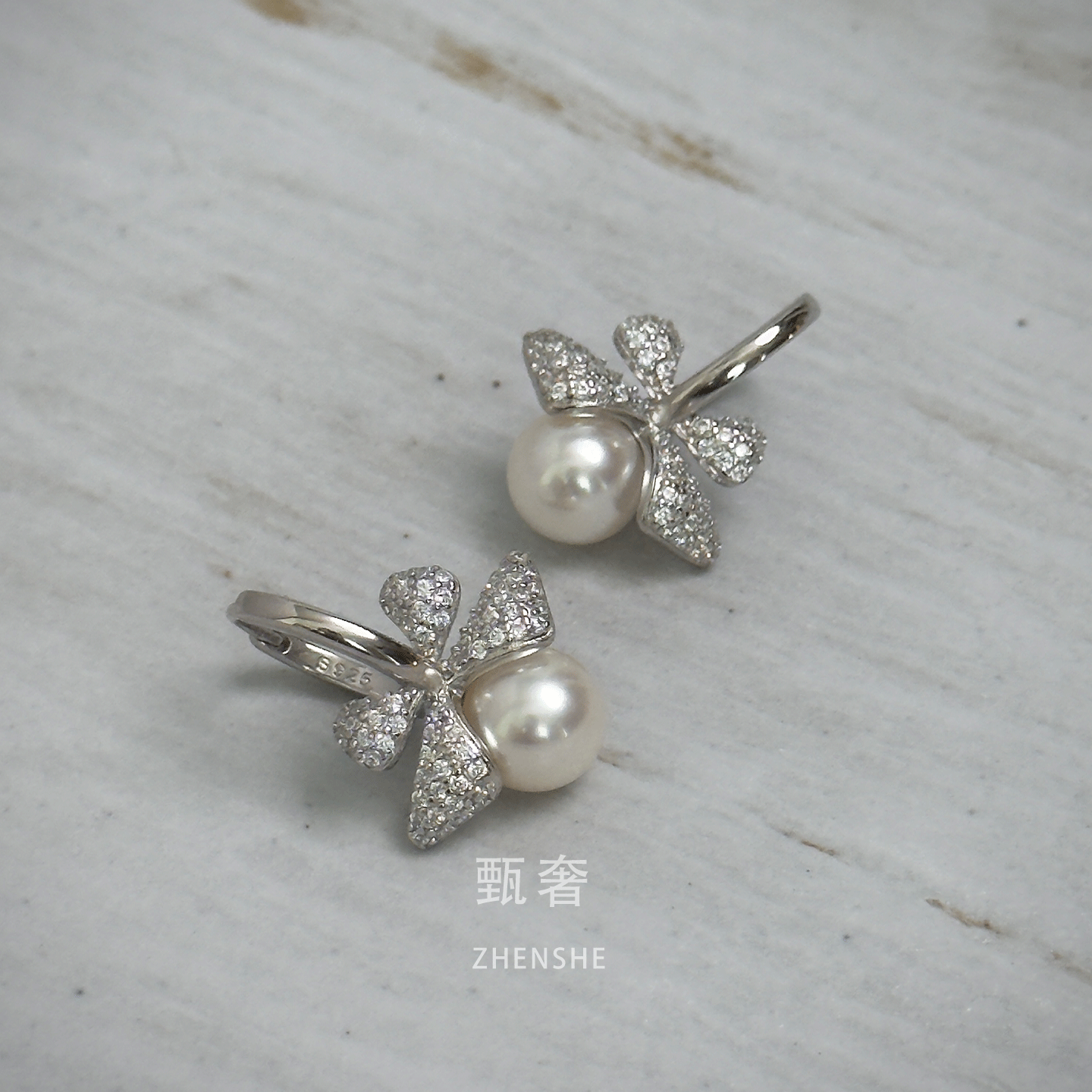 《耳际风语》复古甜美蝴蝶结天然珍珠耳扣气质时尚耳环925纯银,淘宝优惠券,粉丝福利购,淘宝优惠卷