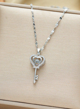 时尚新款爱心灵动钥匙吊坠钛钢项链女轻奢时尚百搭设计锁骨链饰品
