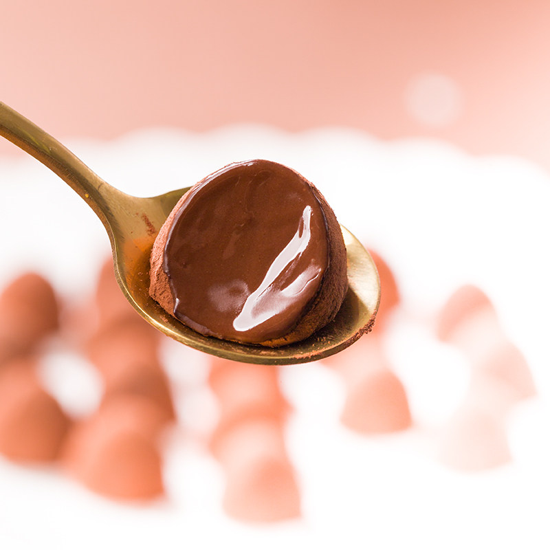 怡浓纯可可脂黑松露巧克力150g独立包装休闲零食糖果送女友礼物