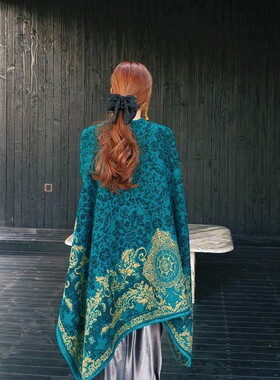 PeacockblueshawlwomenNor