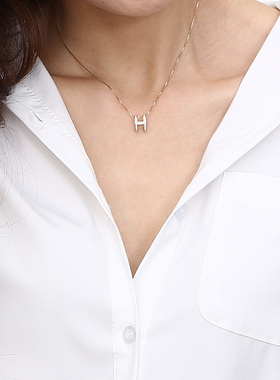 S925纯银锆石不褪色H字母项链女日韩国锁骨链简约网红彩金短吊坠