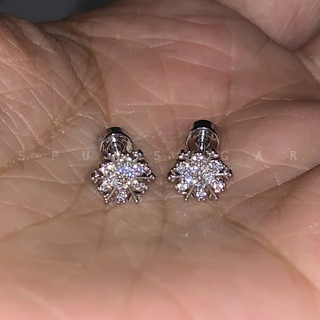 爆闪小雪花锆石耳骨钉钛钢平底闪钻精致耳蜗钉小众防过敏耳环女,淘宝优惠券,粉丝福利购,淘宝优惠卷