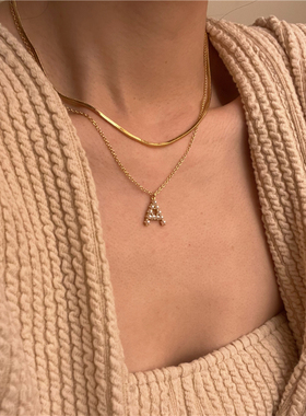 安小柏◆叠戴基础好物~法式温柔26英文珍珠字母项链精致铜制女式