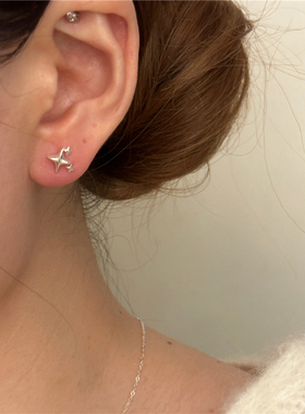 安小柏◆通体925纯银韩国东大门博主同款chic星星十字小耳钉项链