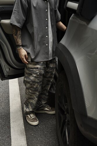 Gnomes lab 24SS抗皱免烫轻薄格纹泡泡纱刺绣短袖衬衫 - 图0