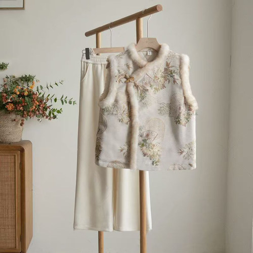 新中式马甲女秋冬季新款高级感复古盘扣宽松背心上衣国风夹棉马夹 - 图2