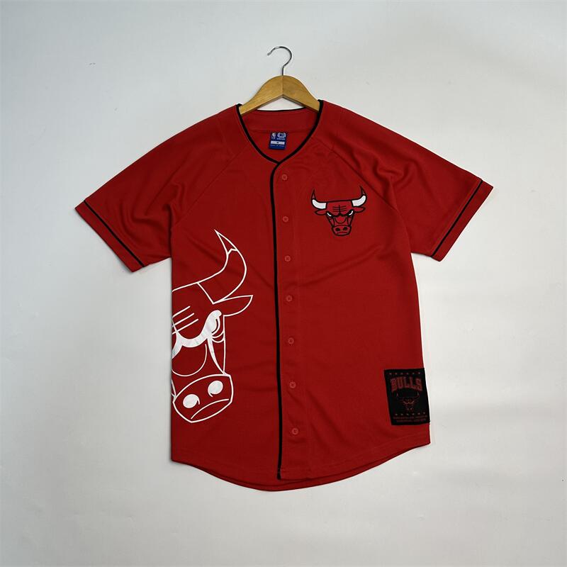 2025年春季新品 北美篮球单排纽扣棒球开衫 万针刺绣队标大码短袖 - 图3