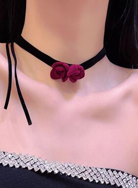 法式复古红色丝绒花朵项链女优雅气质设计感choker锁骨链耳饰颈链