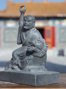 石雕伏虎罗汉石像石头青石雕刻伏虎寺庙家用屋顶屋顶摆件伏虎尊者