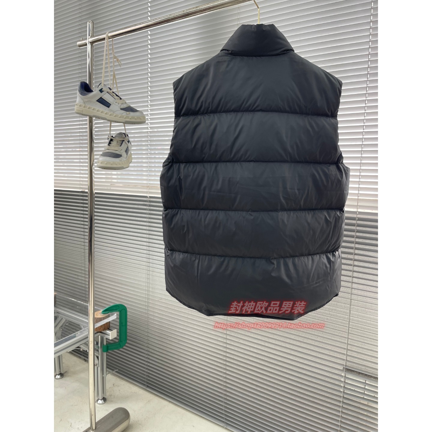 极简新款羽绒马甲男女同款立领无袖保暖显瘦百搭背心外套防风户外 - 图3
