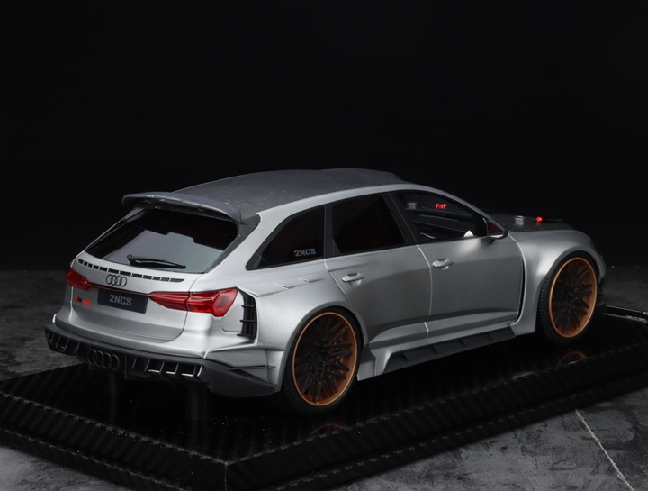 Vip Models 1:18 奥迪 RS6 爆改 搭载跑车引擎 树脂车模 - 图2