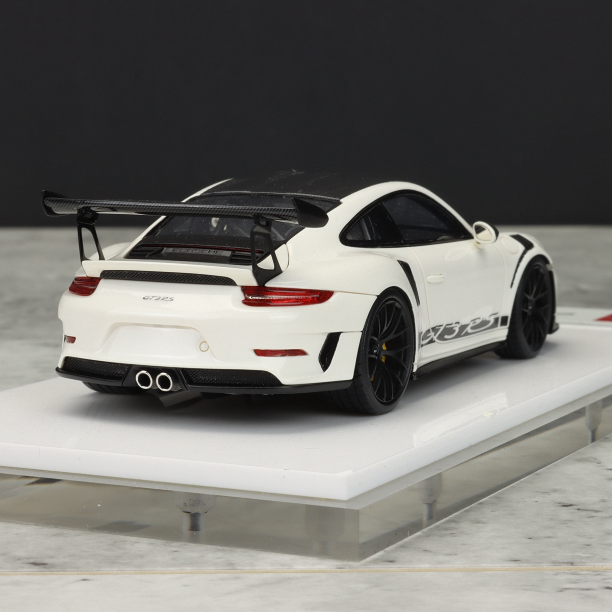 Make up 1:43保时捷 911 991.2 GT3 RS 2018碳盖树脂车模-图2