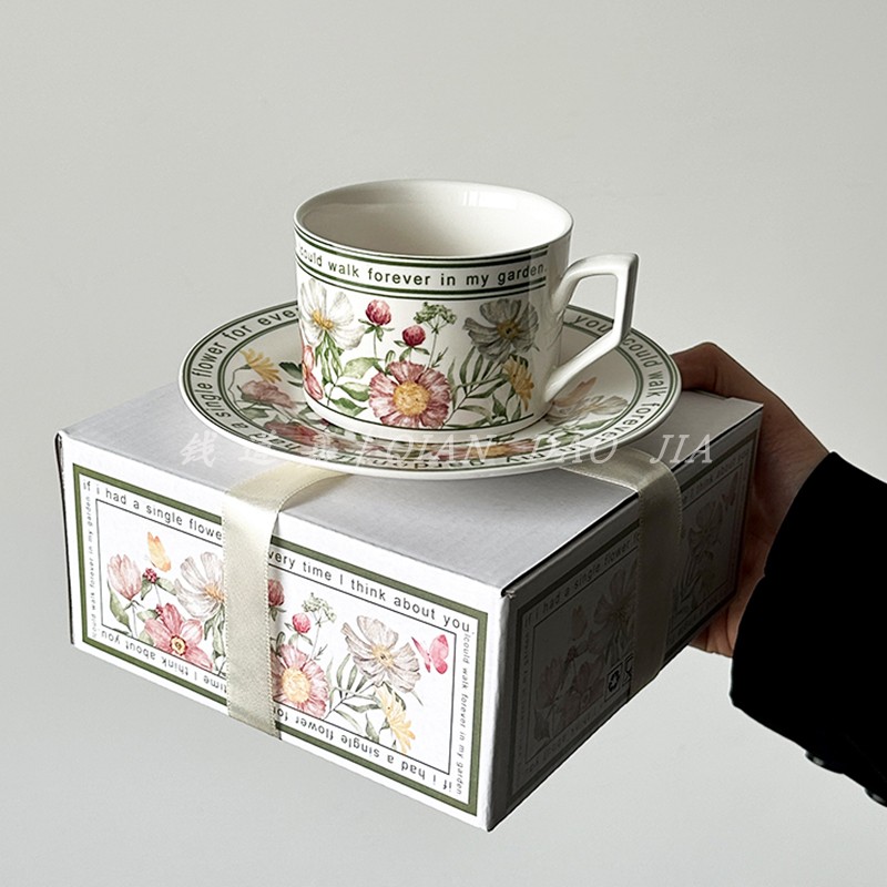 。高颜值伴手礼陶瓷咖啡杯碟礼盒套装高级感复古小众拿铁杯女生礼 - 图1