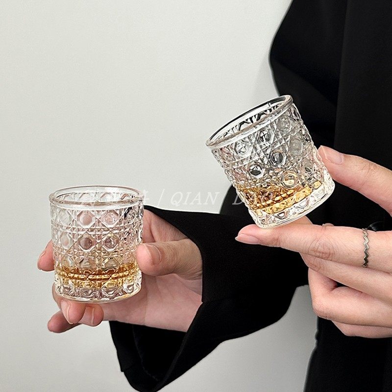 迷你白酒杯套装一口杯烈酒杯家用宝石纹小酒杯复古浮雕刻花玻璃杯,淘宝优惠券,粉丝福利购,淘宝优惠卷