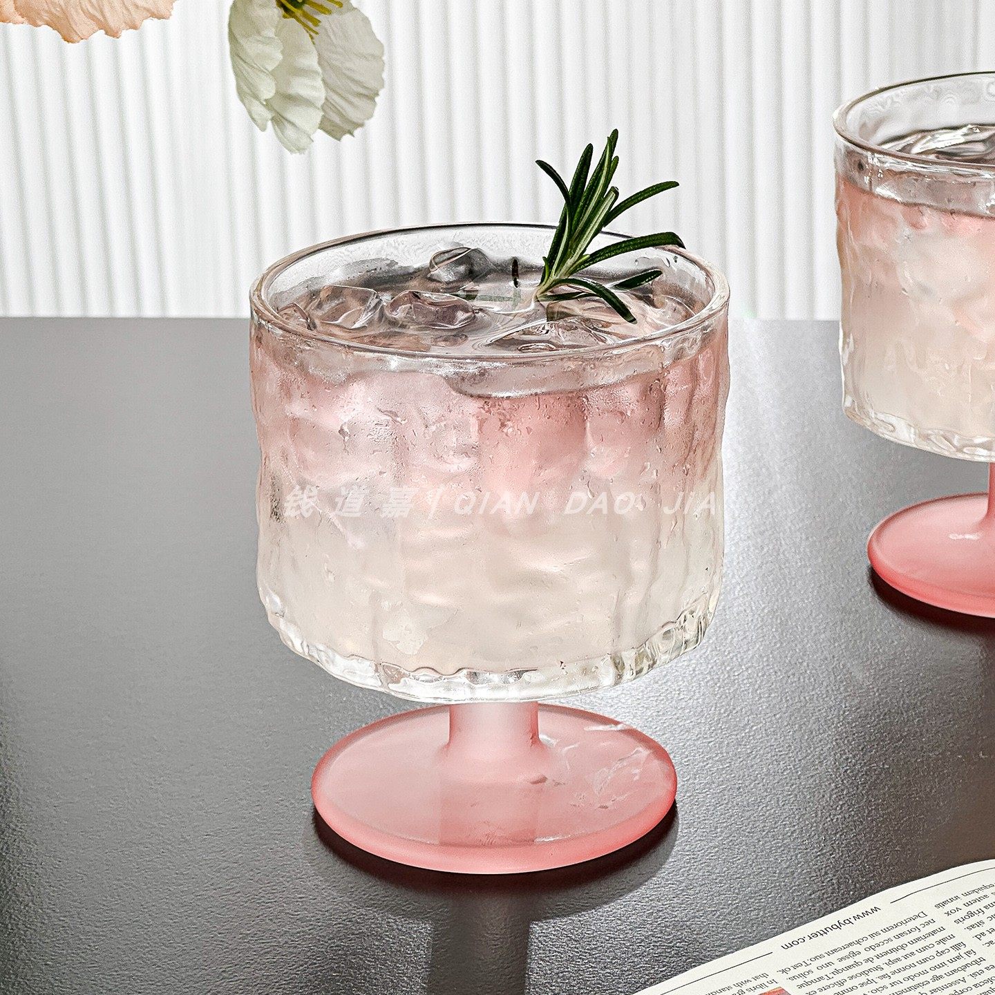 ins高颜值小众设计玻璃杯粉色鸡尾酒杯微醺树皮高脚杯送礼香槟杯,淘宝优惠券,粉丝福利购,淘宝优惠卷