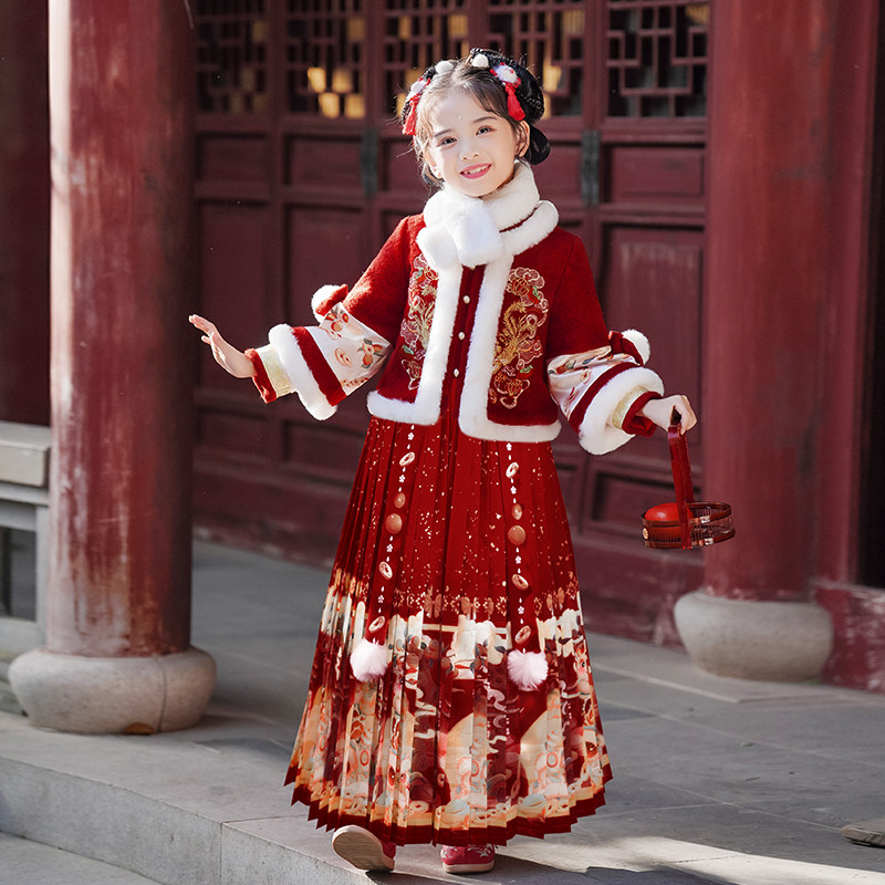 2025新款女童马面裙公主连衣裙子秋冬装汉服儿童装套装新年拜年服