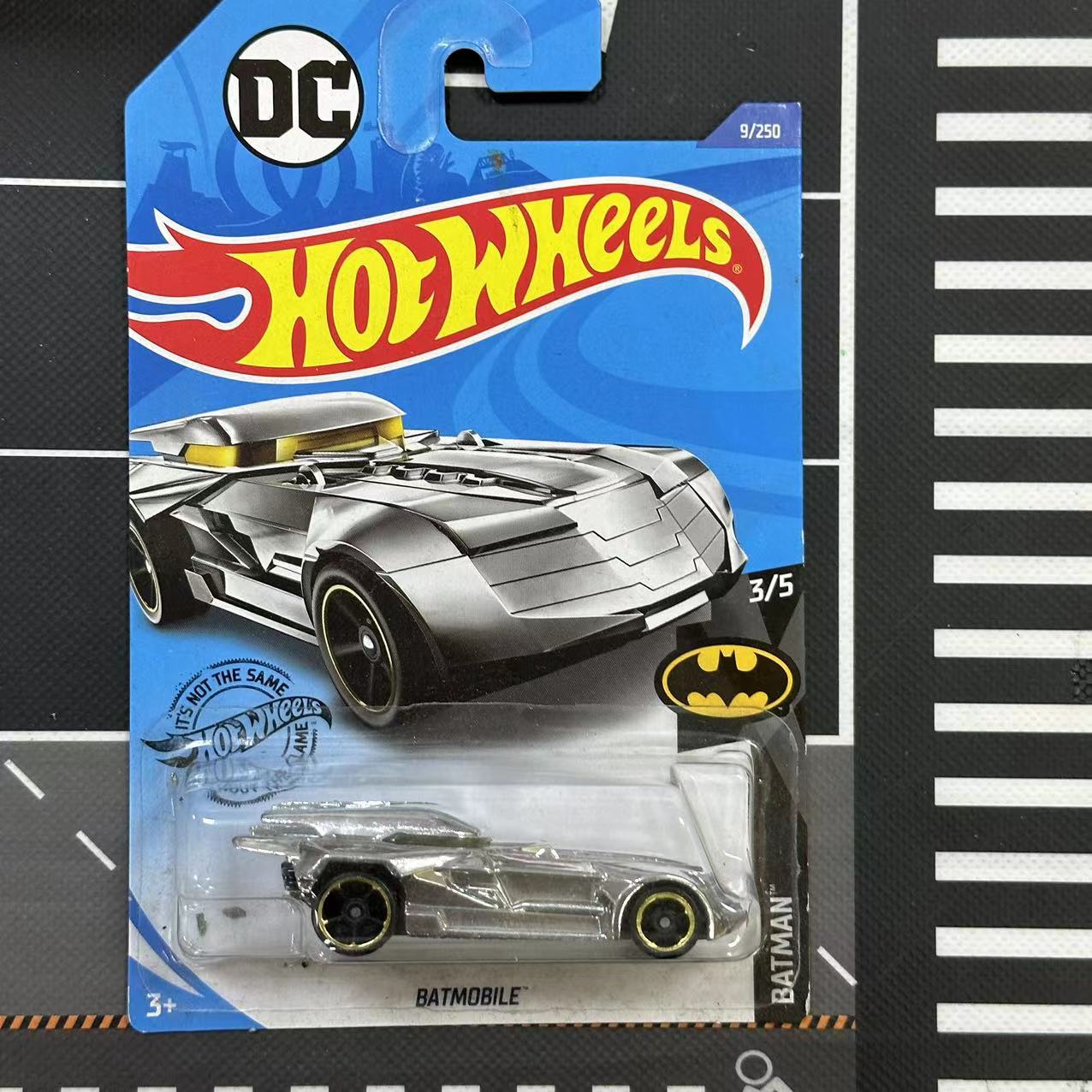 HOTWHEELS风火轮蝙蝠侠 BATMAN复仇者联盟黑暗骑士蝙蝠车GDG83-图0