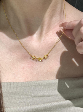 甜美气质闪钻小花吊坠项链女