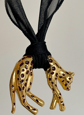 中古黑金钱豹子丝巾项链