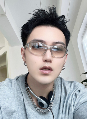 千禧年飞行员式凹造型墨镜